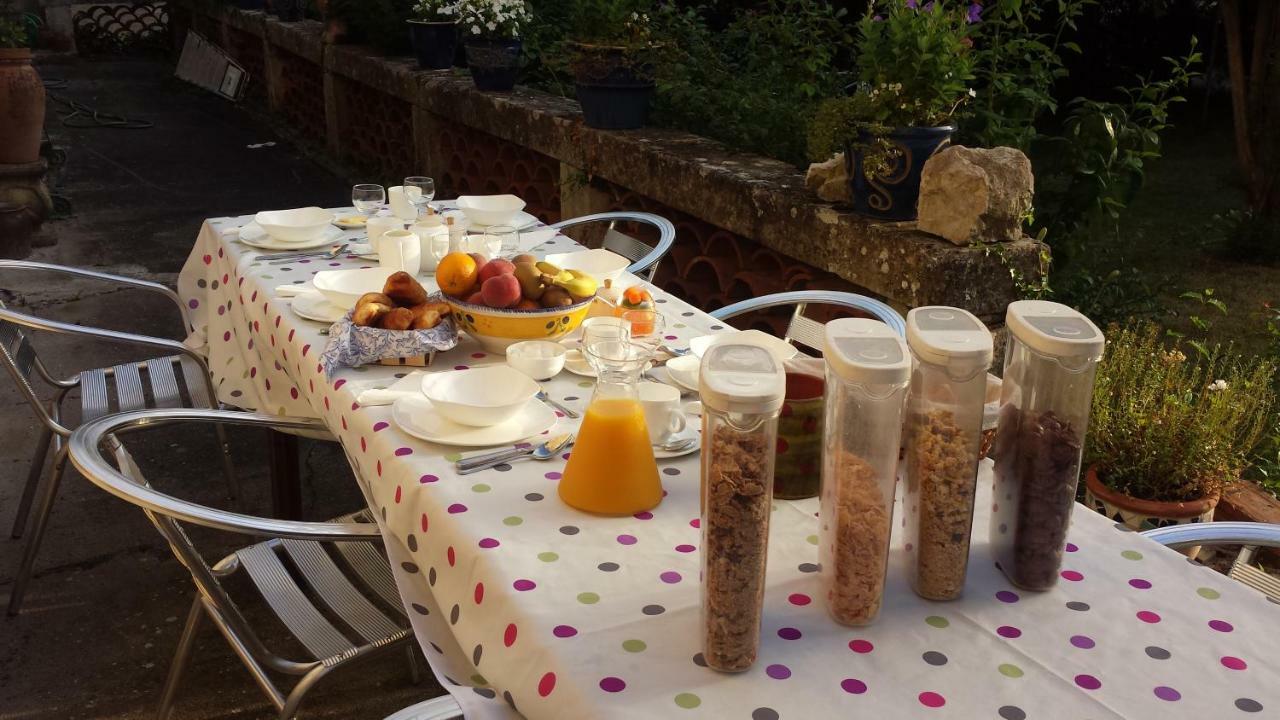 Maison Delmas Bed & Breakfast Puy-lʼÉvêque Dış mekan fotoğraf