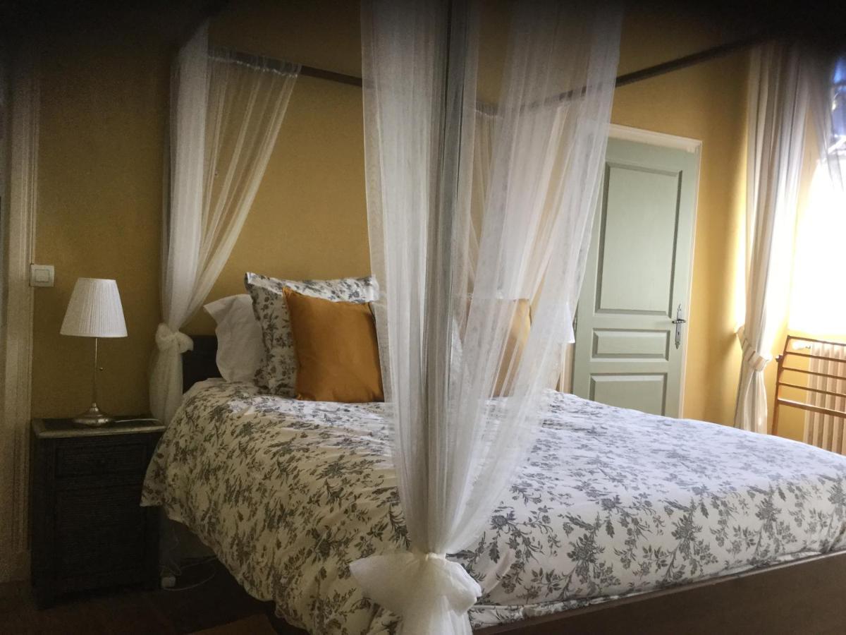 Maison Delmas Bed & Breakfast Puy-lʼÉvêque Dış mekan fotoğraf